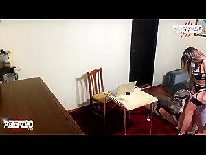 Donna sexy e cane: la vita di Lola